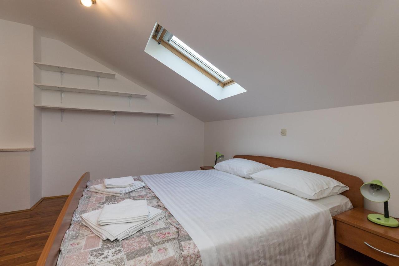 Apartment Zora Čilipi Esterno foto