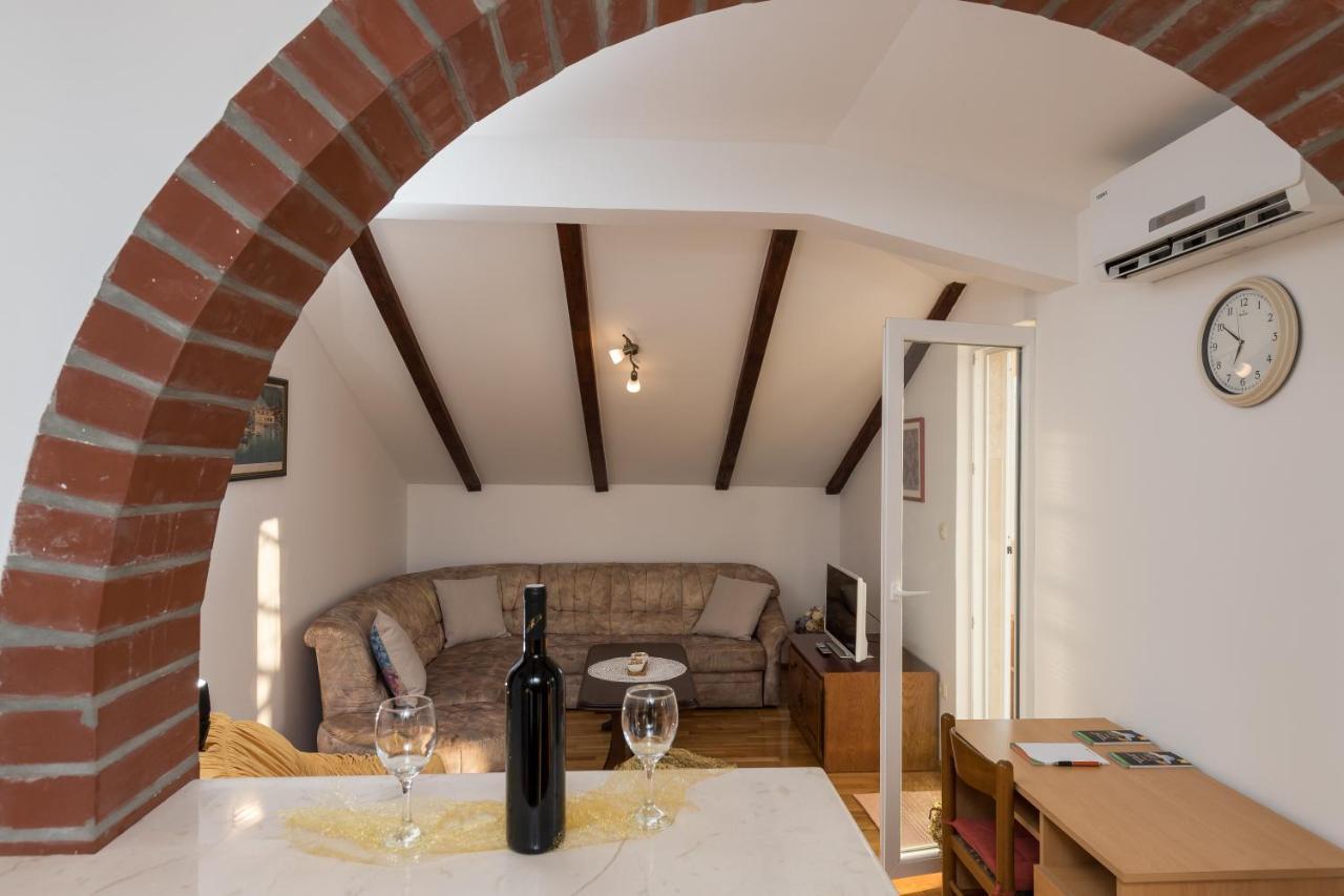 Apartment Zora Čilipi Esterno foto